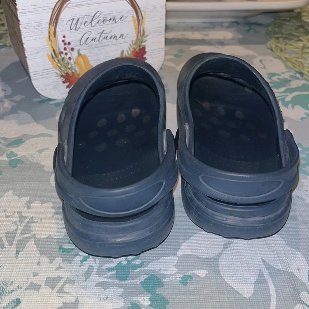 Croc Like Navy Blue Youth Slip on Shoes sz Y 12/ 13 EUC